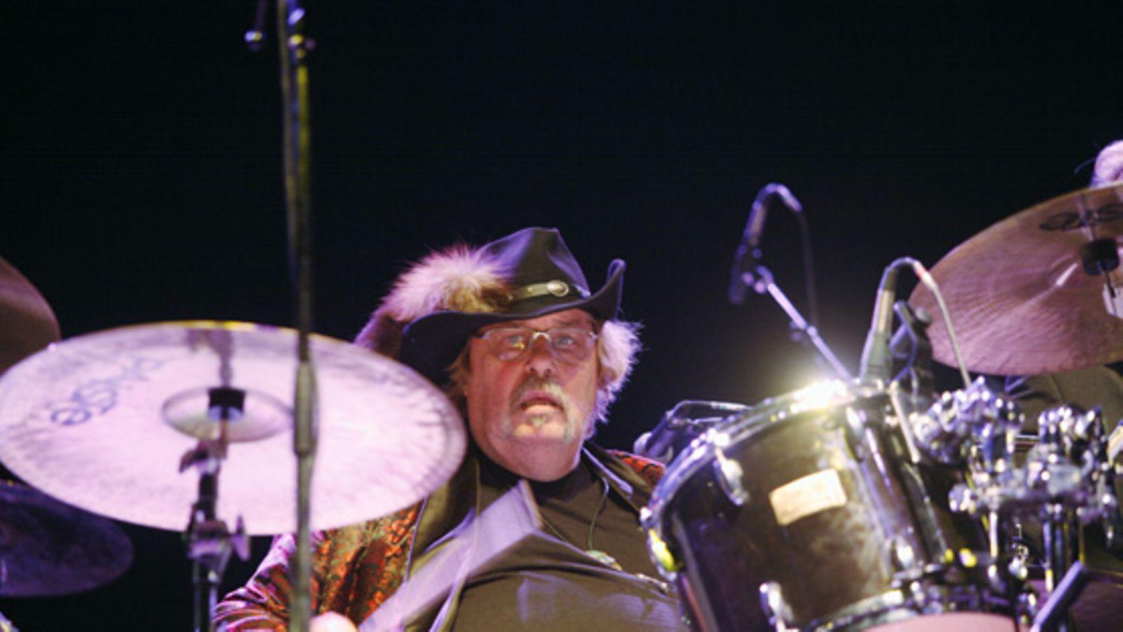 Kaj-Matti Oiling kuoli Espanjassa 66-vuotiaana 5. marraskuuta 2009. Oiling Boiling Rhythm'n Blues Bandeineen esiintyi B. B. Kingin lämmittelijänä Helsingissä elokuussa 2006.