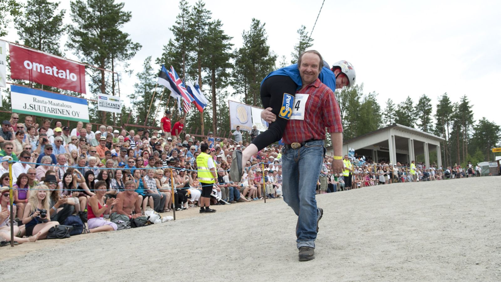 Teuvo Hakkarainen ei höntyillyt kisassa.