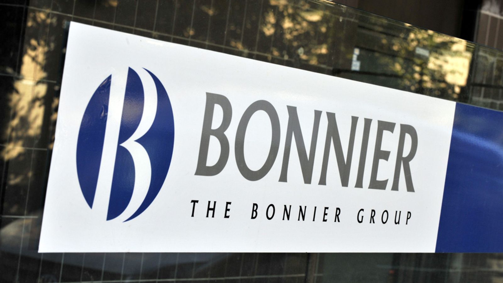 Bonnier-kustantamon Helsingin toimiston logo