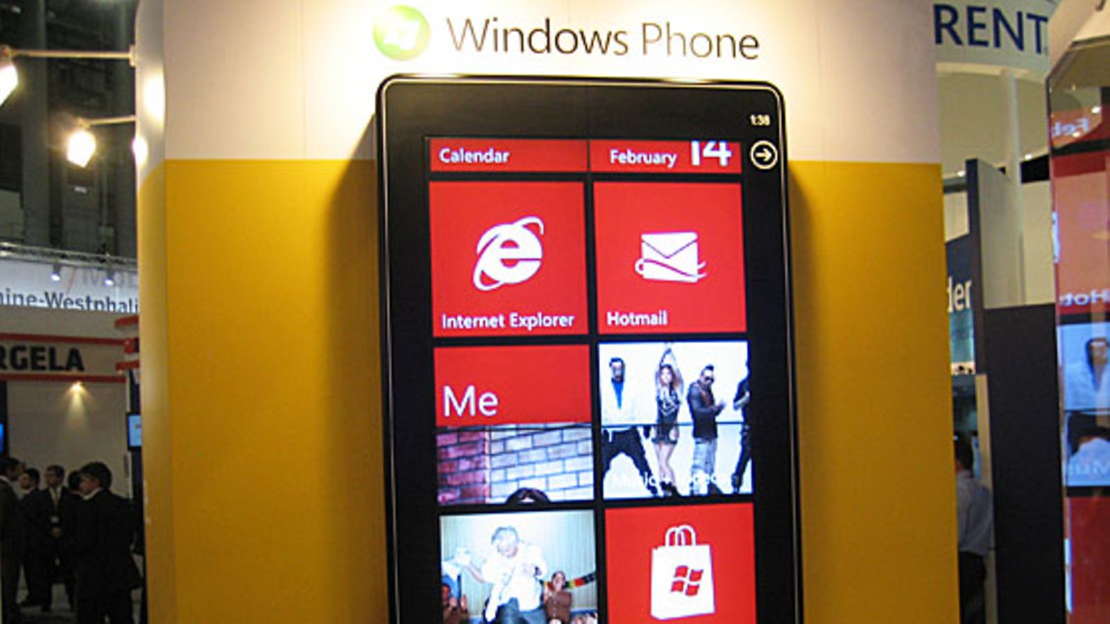 Microsoft, Windows Phone 7, Barcelona MWC