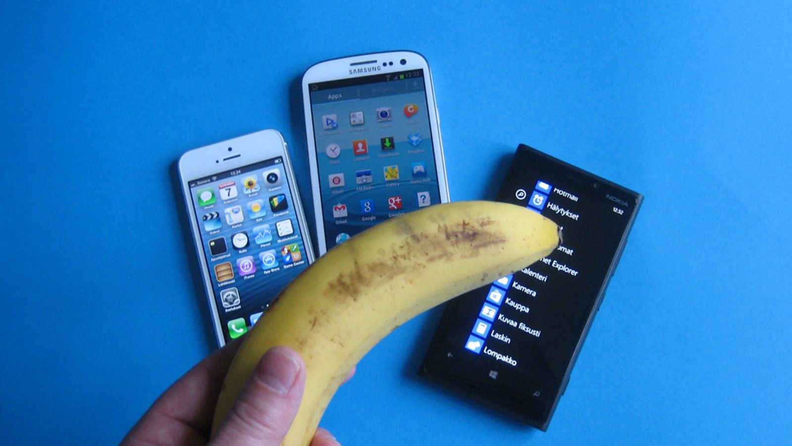 Nokia Lumia 920, Samsung Galaxy S3 ja iPhone 5