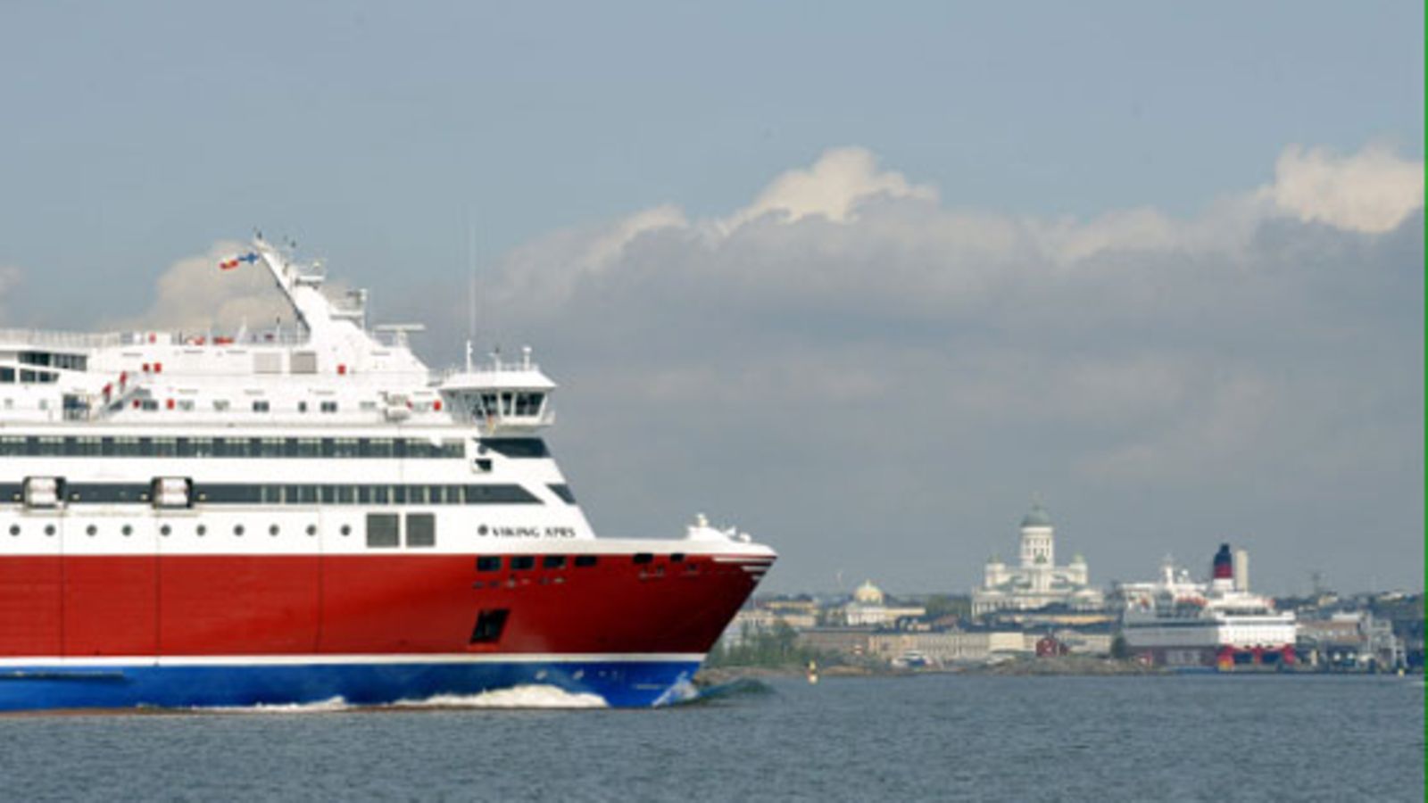 Viking Express Helsingin edustalla, 22. toukokuuta 2009. (Kuva: Lehtikuva)