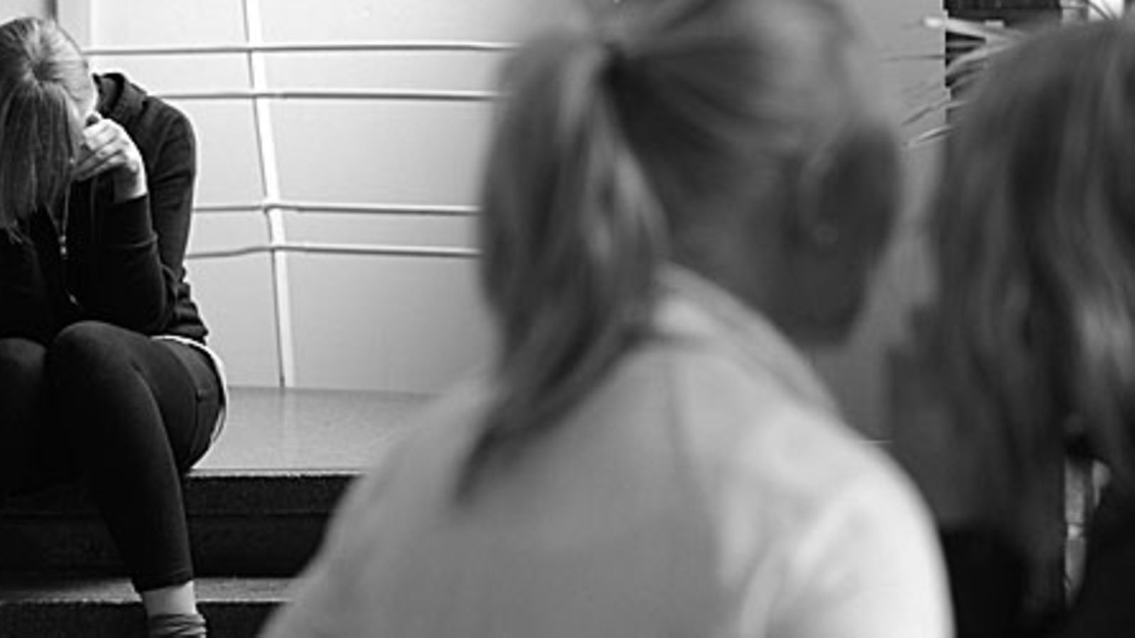 Koulukiusaaminen. Kuva on lavastettu, kuvan henkilöt eivät liity tapaukseen. Kuva: Lehtikuva