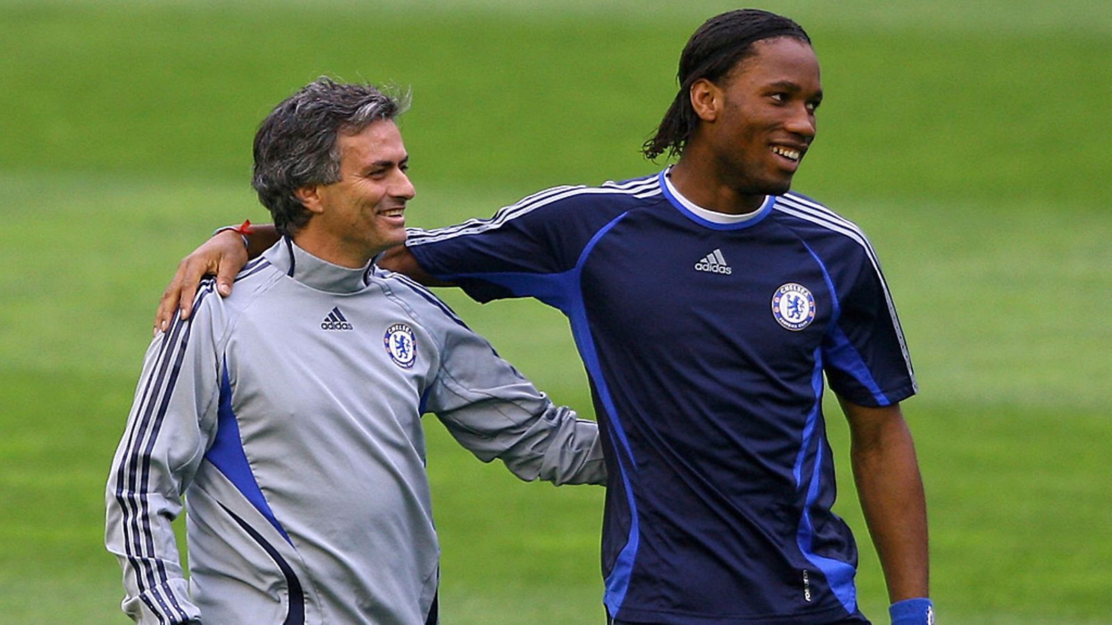 Jose Mourinho ja Didier Drogba.