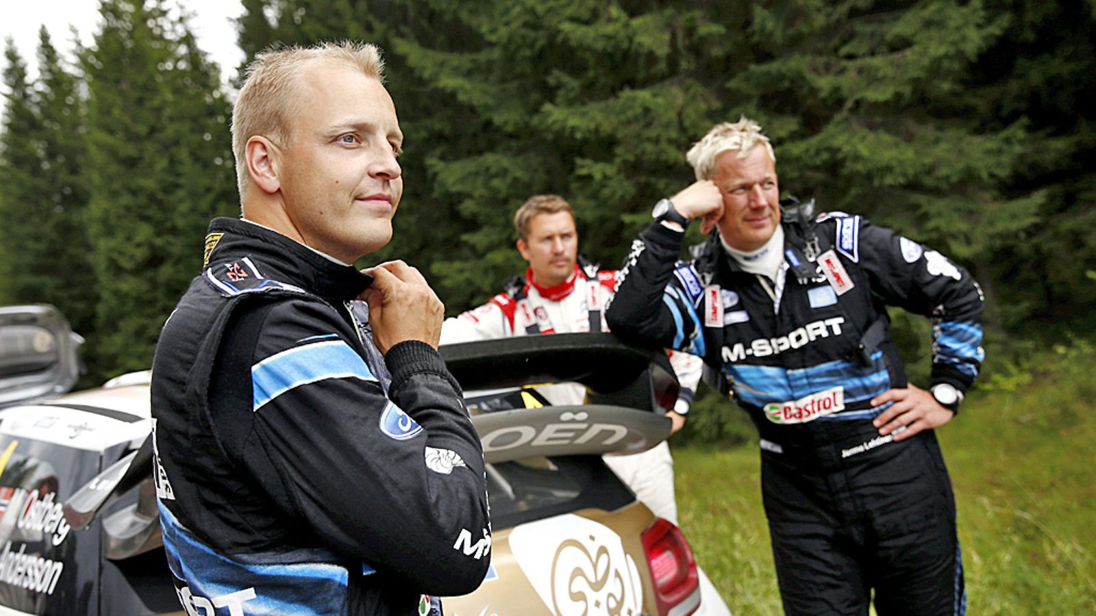 Mikko Hirvonen ja kartturi Jarmo Lehtinen.