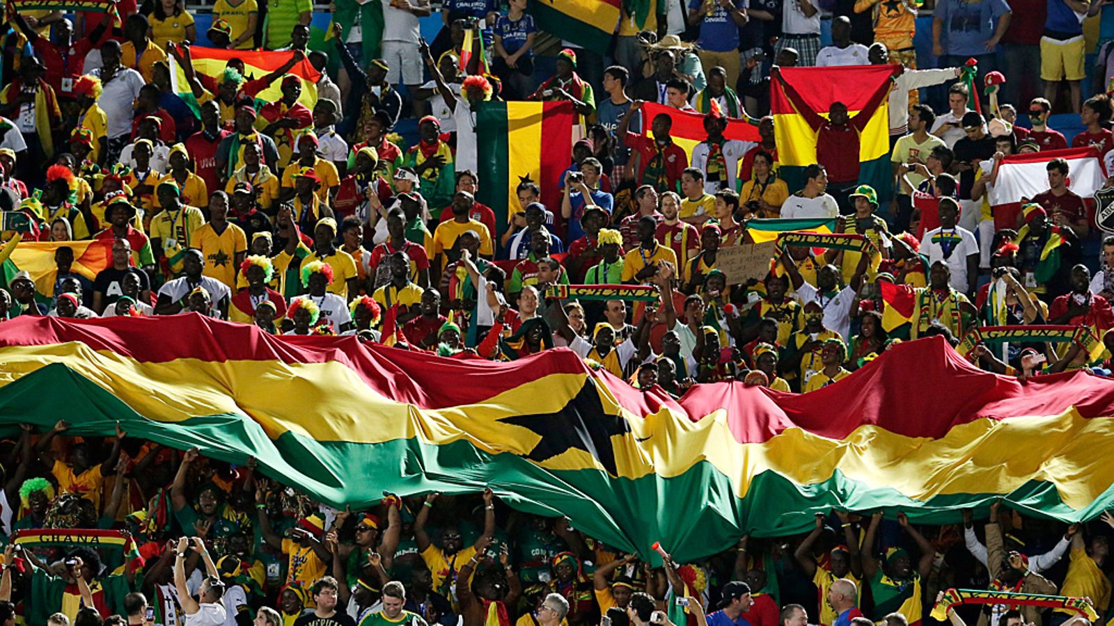 Ghanan faneja joukkuettaan tukemassa Brasilian MM-kisoissa.