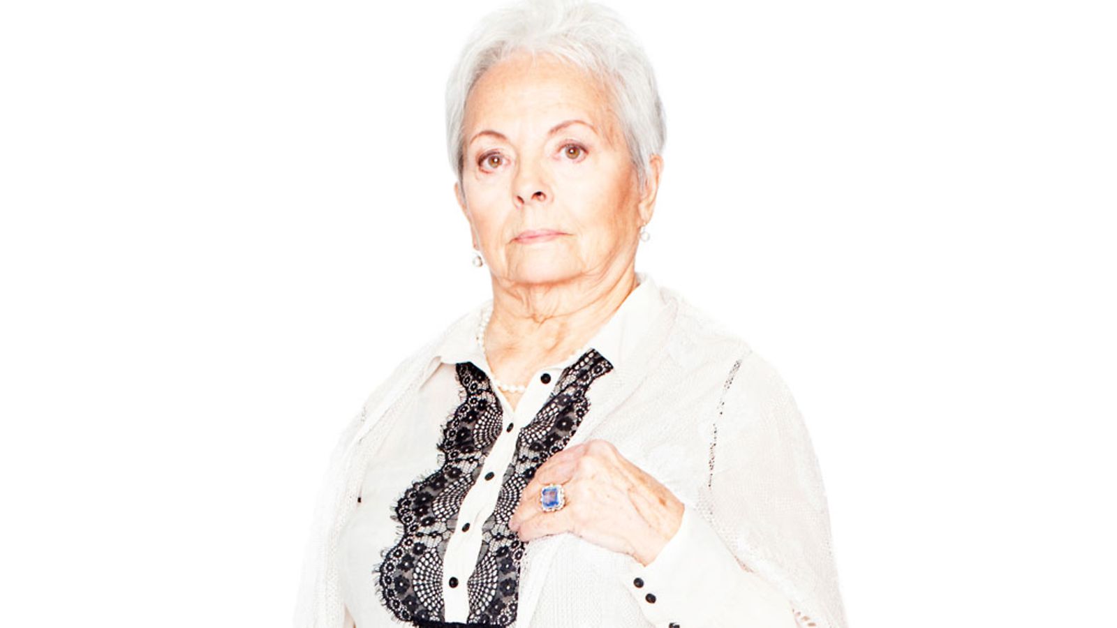 Anneli Sauli (Johanna).
