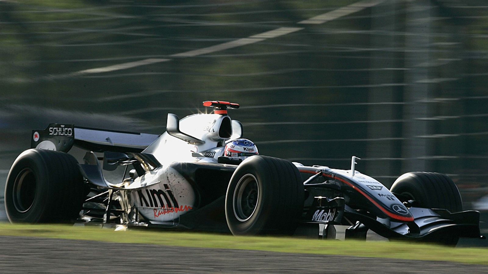 Kimi Räikkösen McLaren kaudella 2004