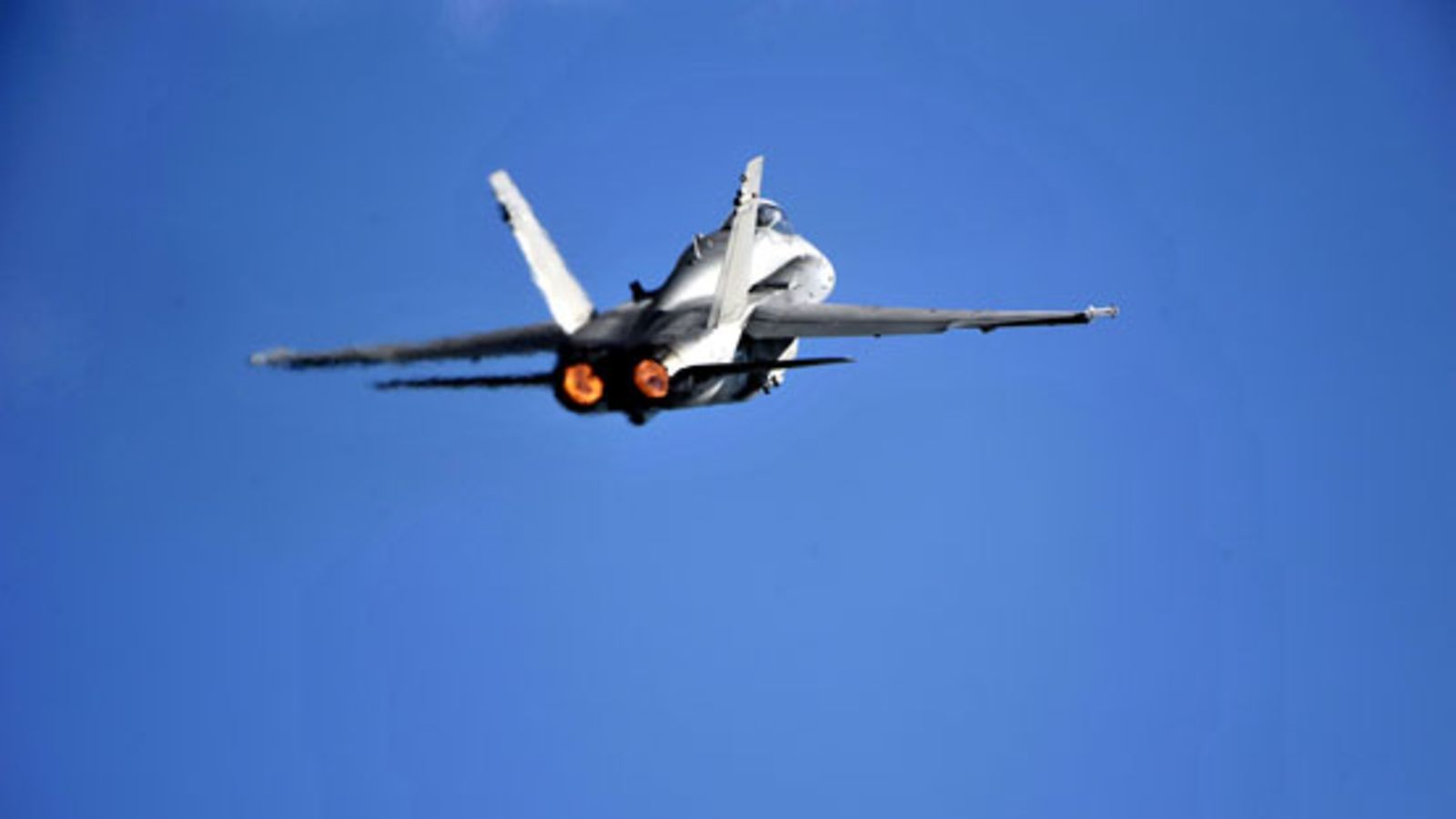 Hornet F18 (Lehtikuva)