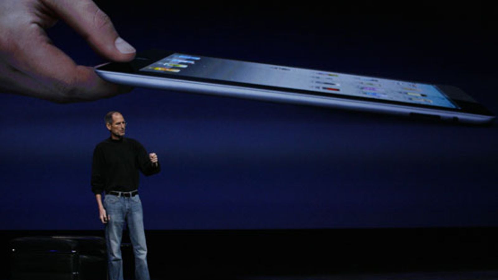 Steve Jobs uuden iPad 2 -taulutietokoneen julkistamistilaisuudessa. EPA