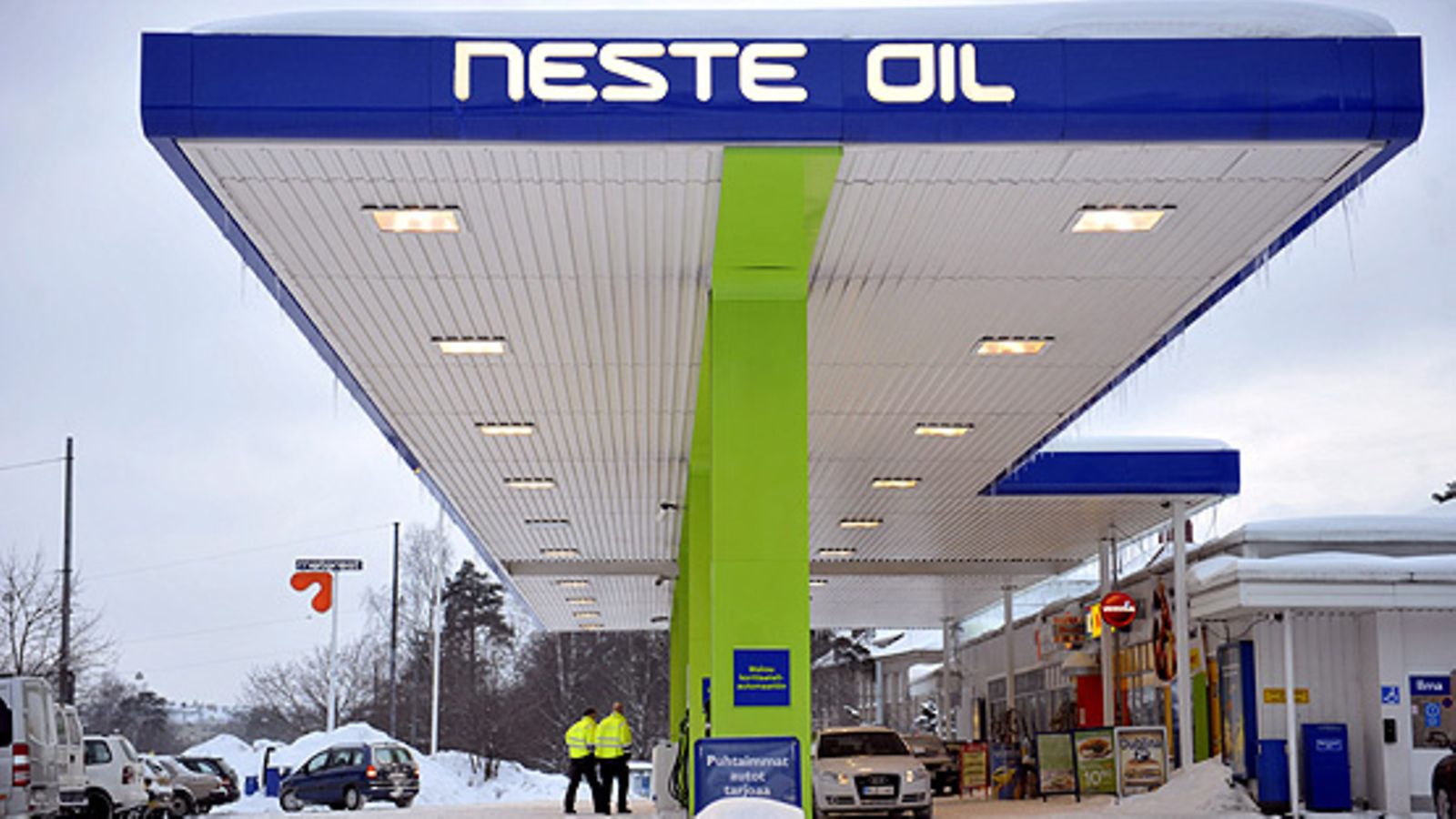 Neste Oilin huoltoasema Helsingissä.