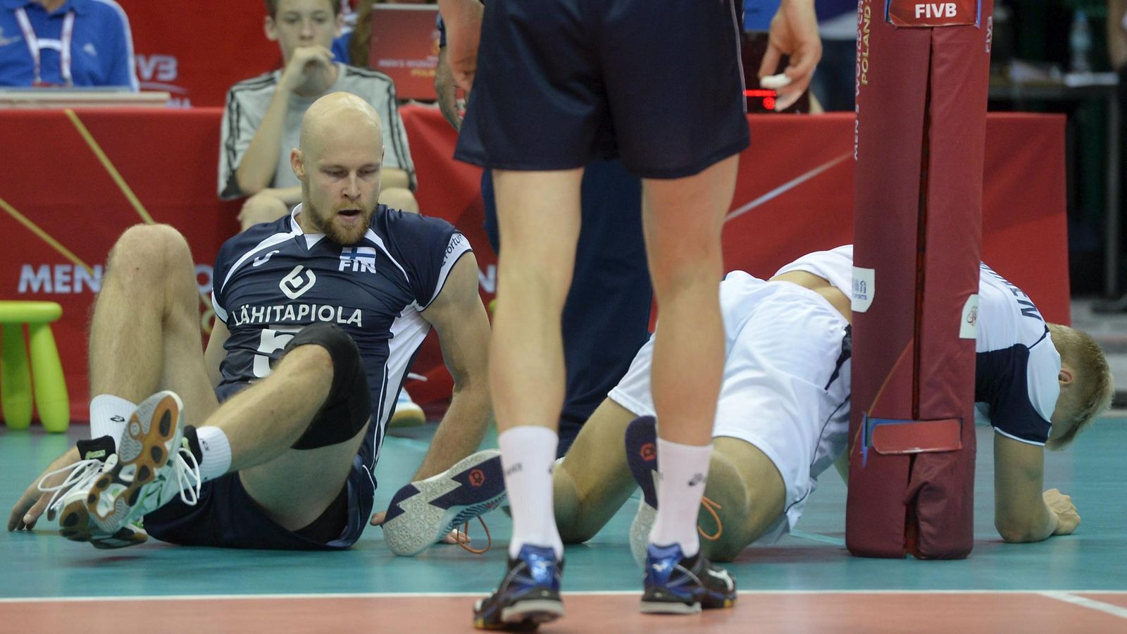 Antti Siltala ja Lauri Kerminen kentän kaikkensa antaneena.