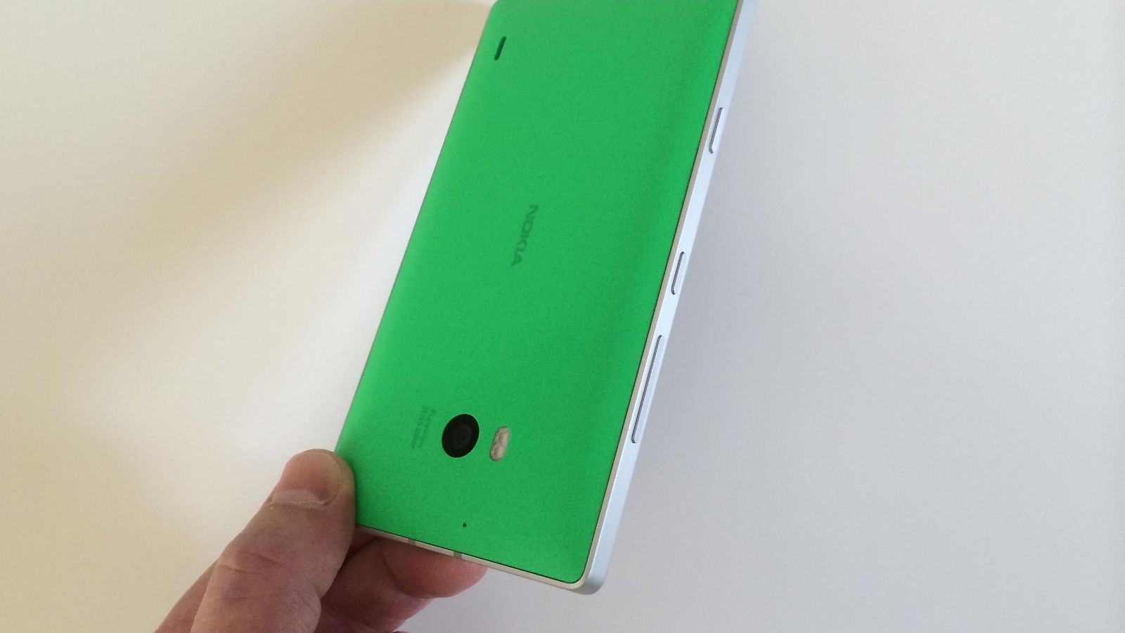 Lumia 930