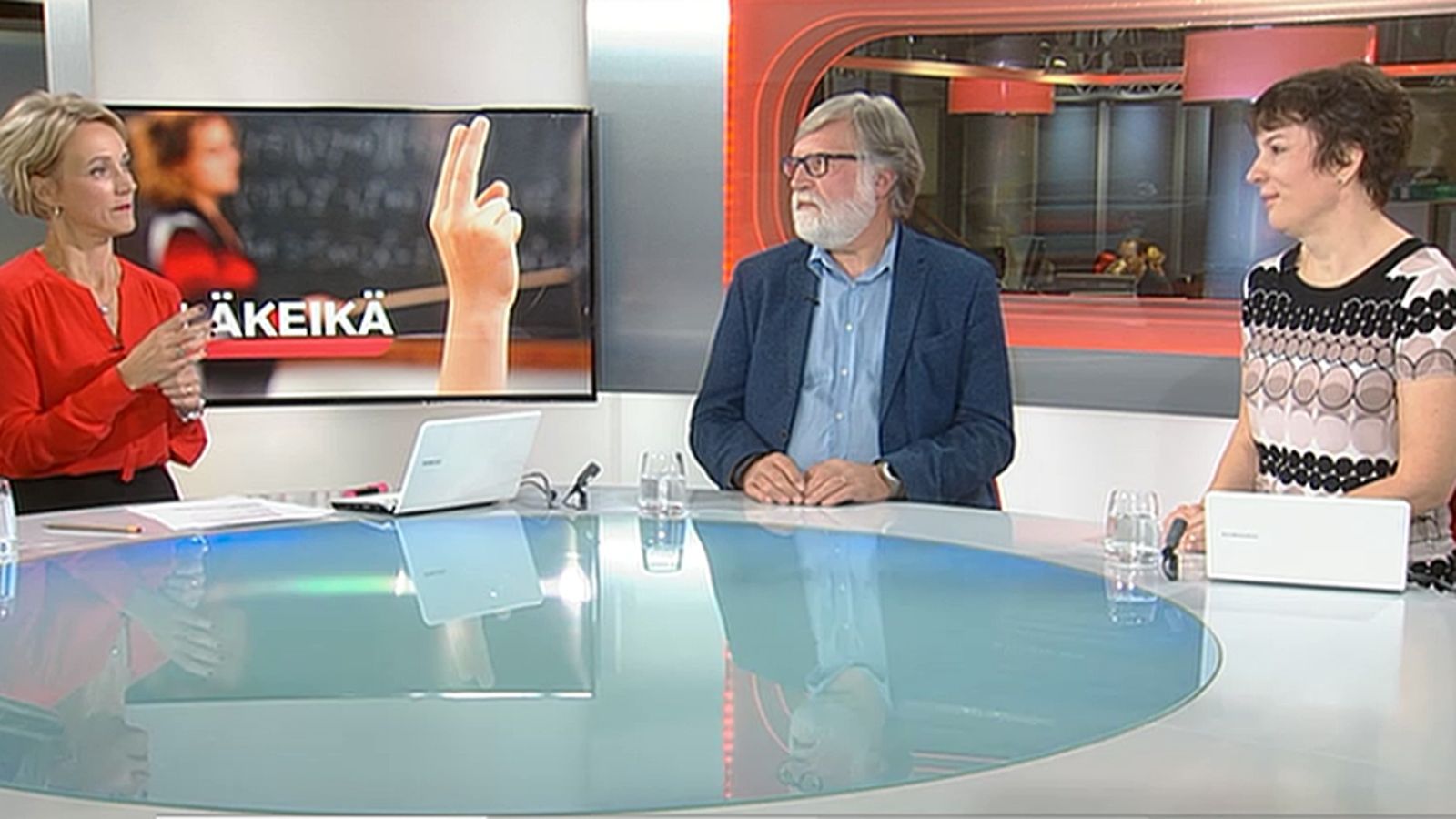 Uutislive studio eläke