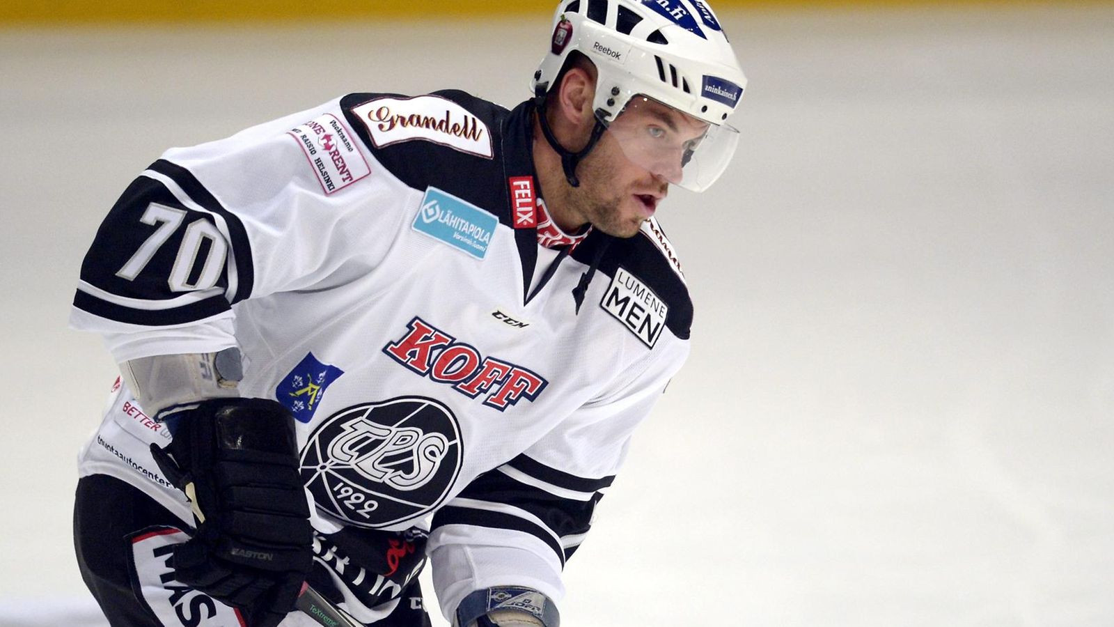 Radek Smolenak TPS-paidassa.