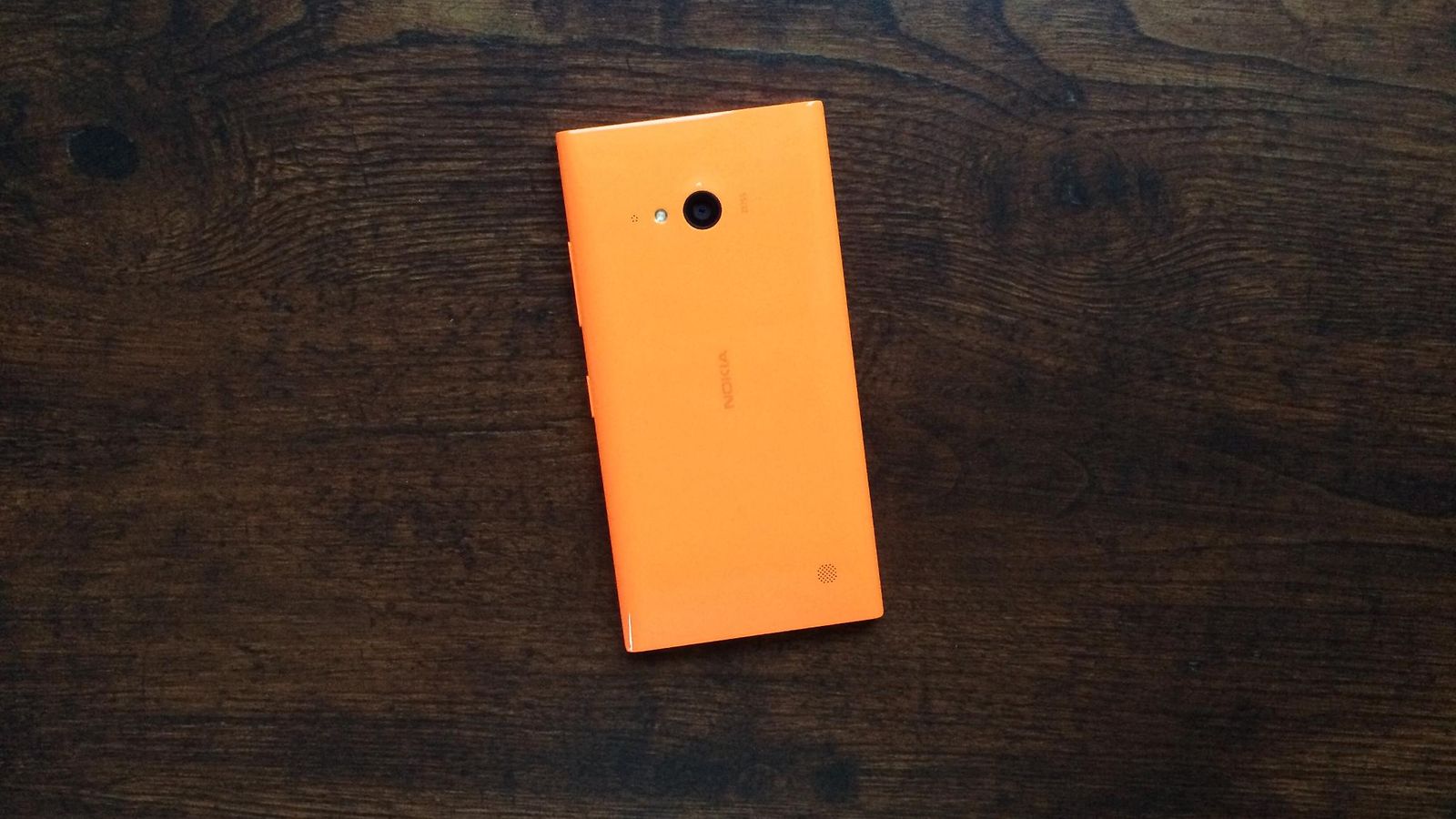 Nokia Lumia 735, "Selfie-kännykkä"