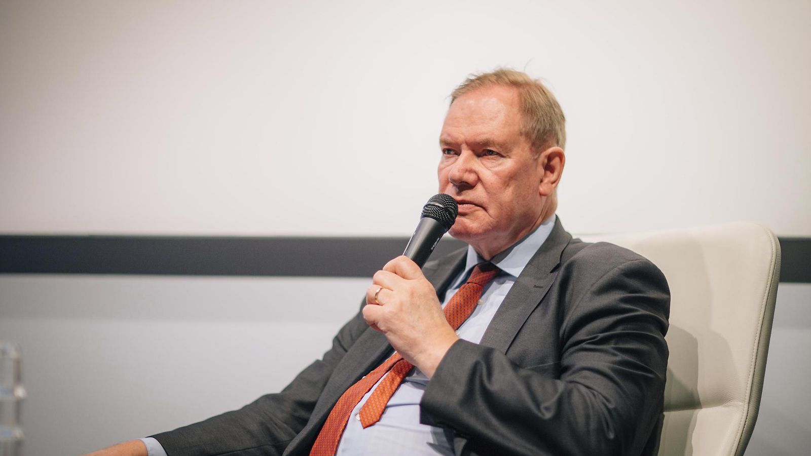 26951551 Paavo Lipponen Murrosten aika