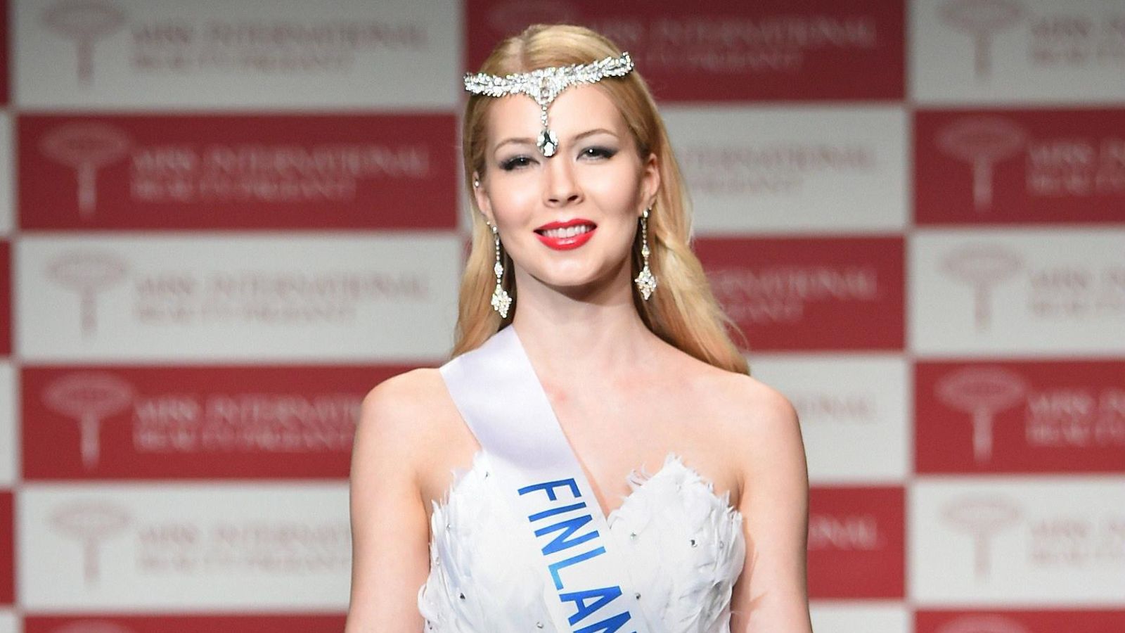Milla Romppanen Miss International -kilpailussa Japanissa.