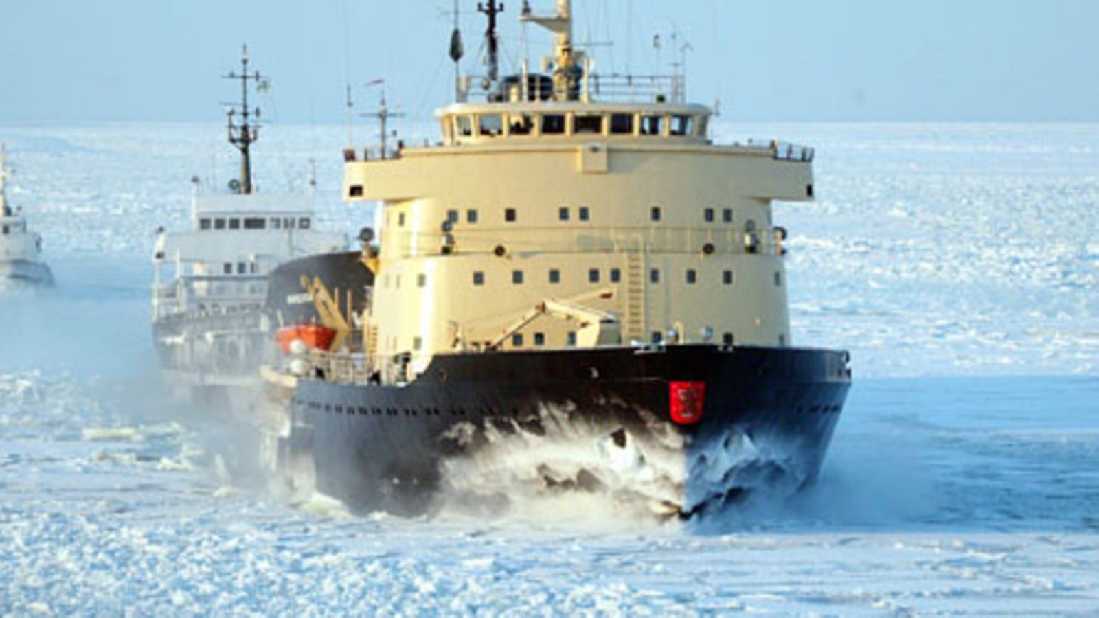 Jäänmurtaja apu Suomenlahdella. Kuva: Lehtikuva.