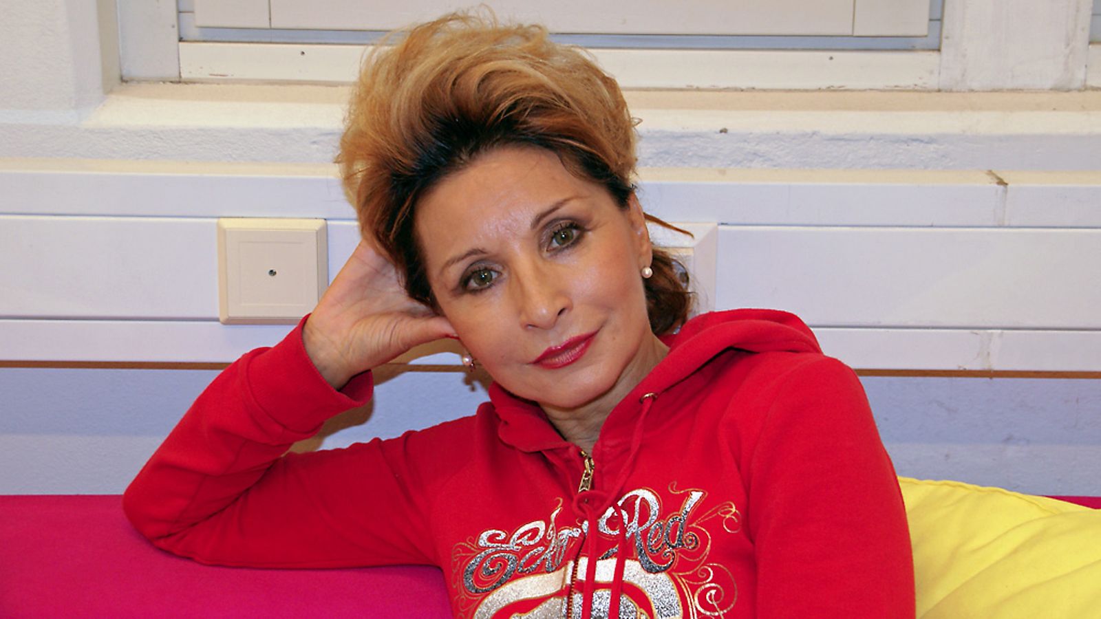 Anneli Sari.