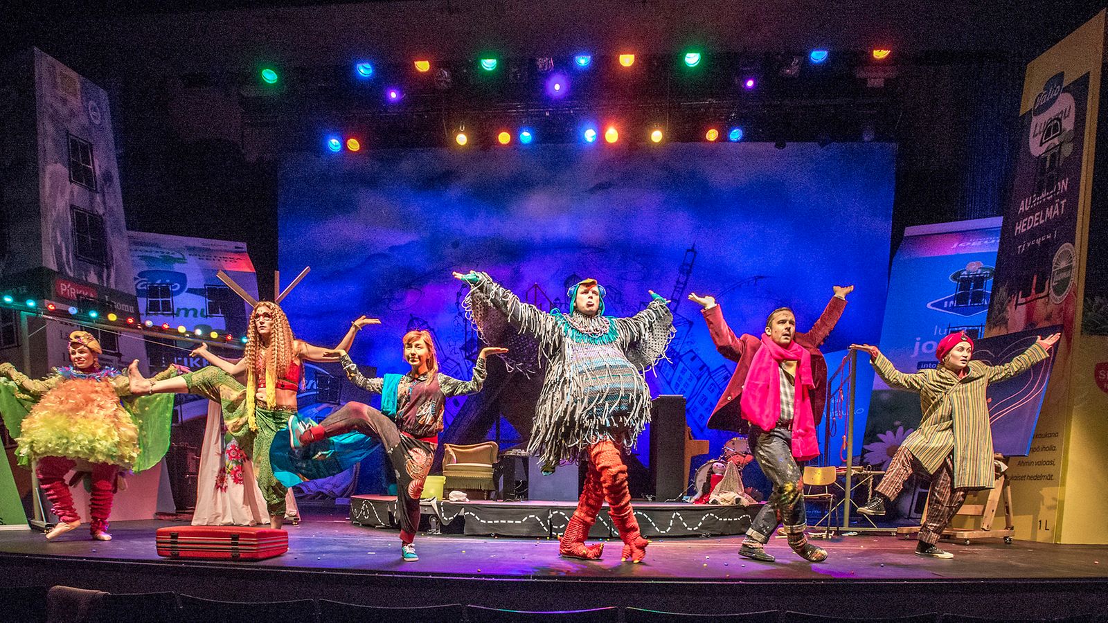 Puluboin ja Ponin teatteri