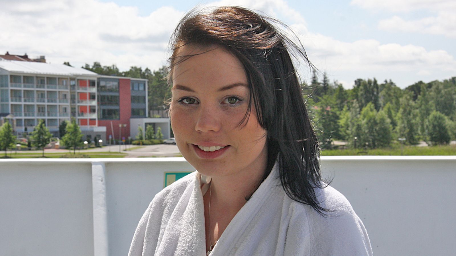 Maajussi Matias Savolainen lähetti Jenni Liekarin kotiin ryhmätreffien päätteeksi.