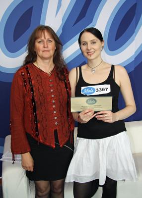 Miona Bjerregård Madsen ja äiti Sirpa. Kuva: MTV3.