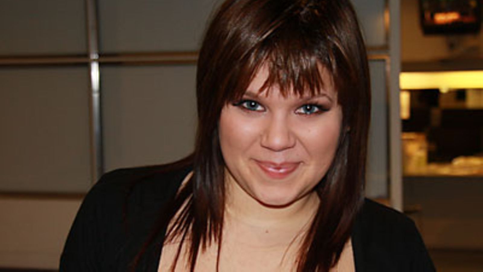 Jaana Leiniäinen, 16, putosi Idolsin toisessa finaalissa. Kuva: MTV3.