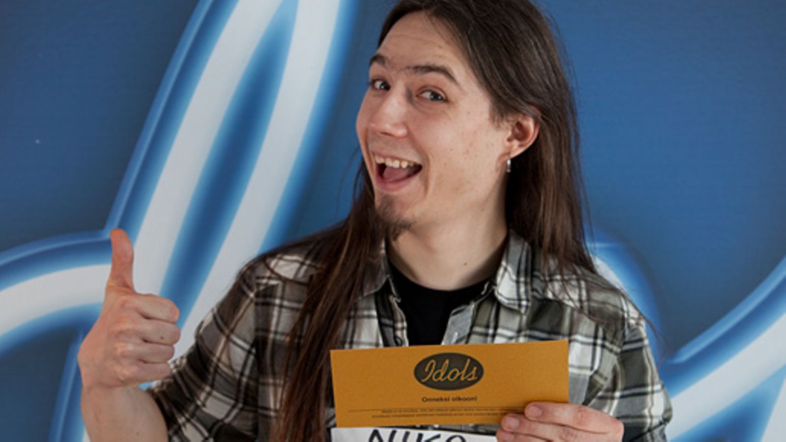 Niko Rimbacher Idolsin Tampereen koelauluissa.