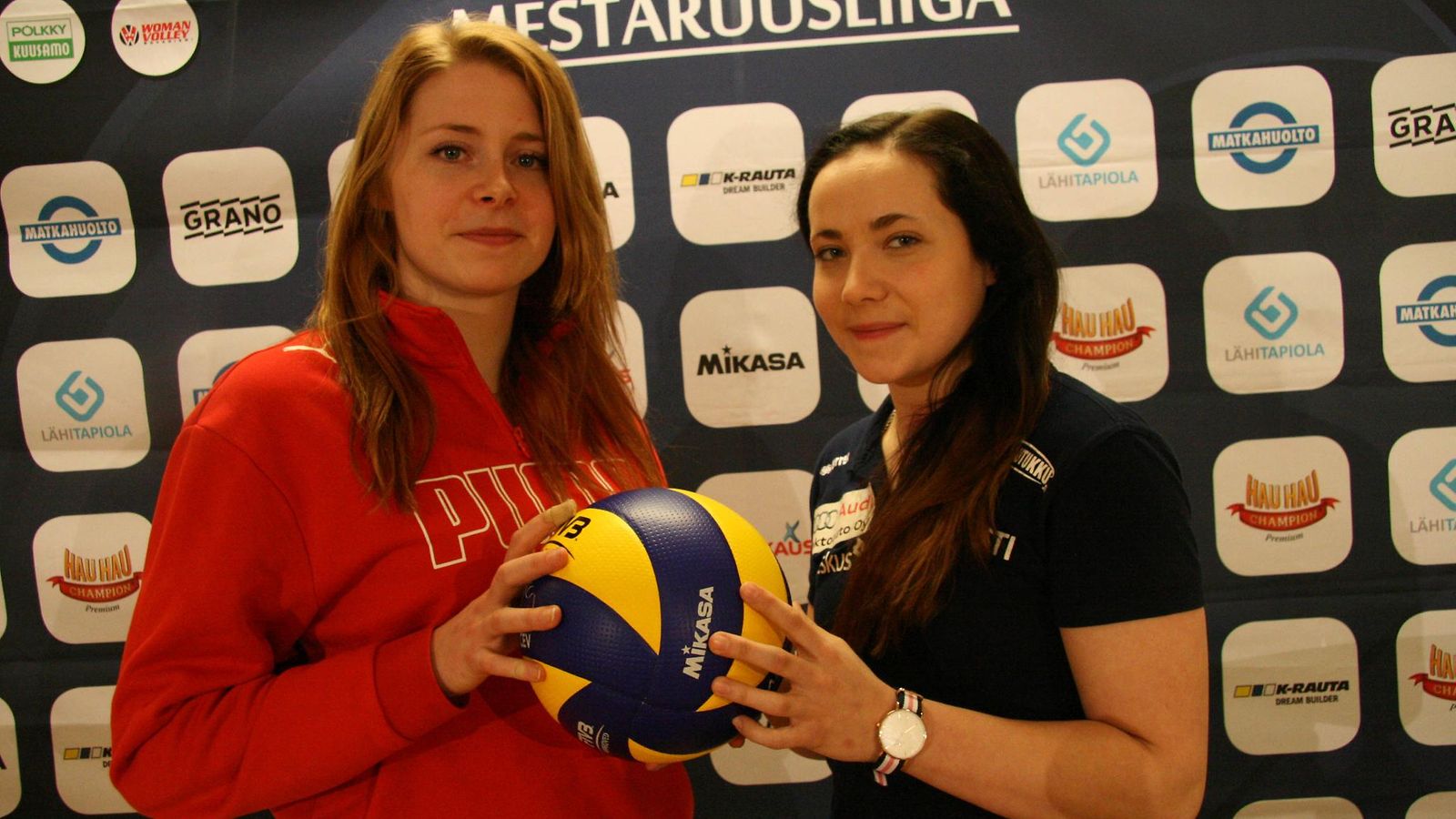 Kangasalan Salla Karhu ja Viestin Roosa Koskelo (1)