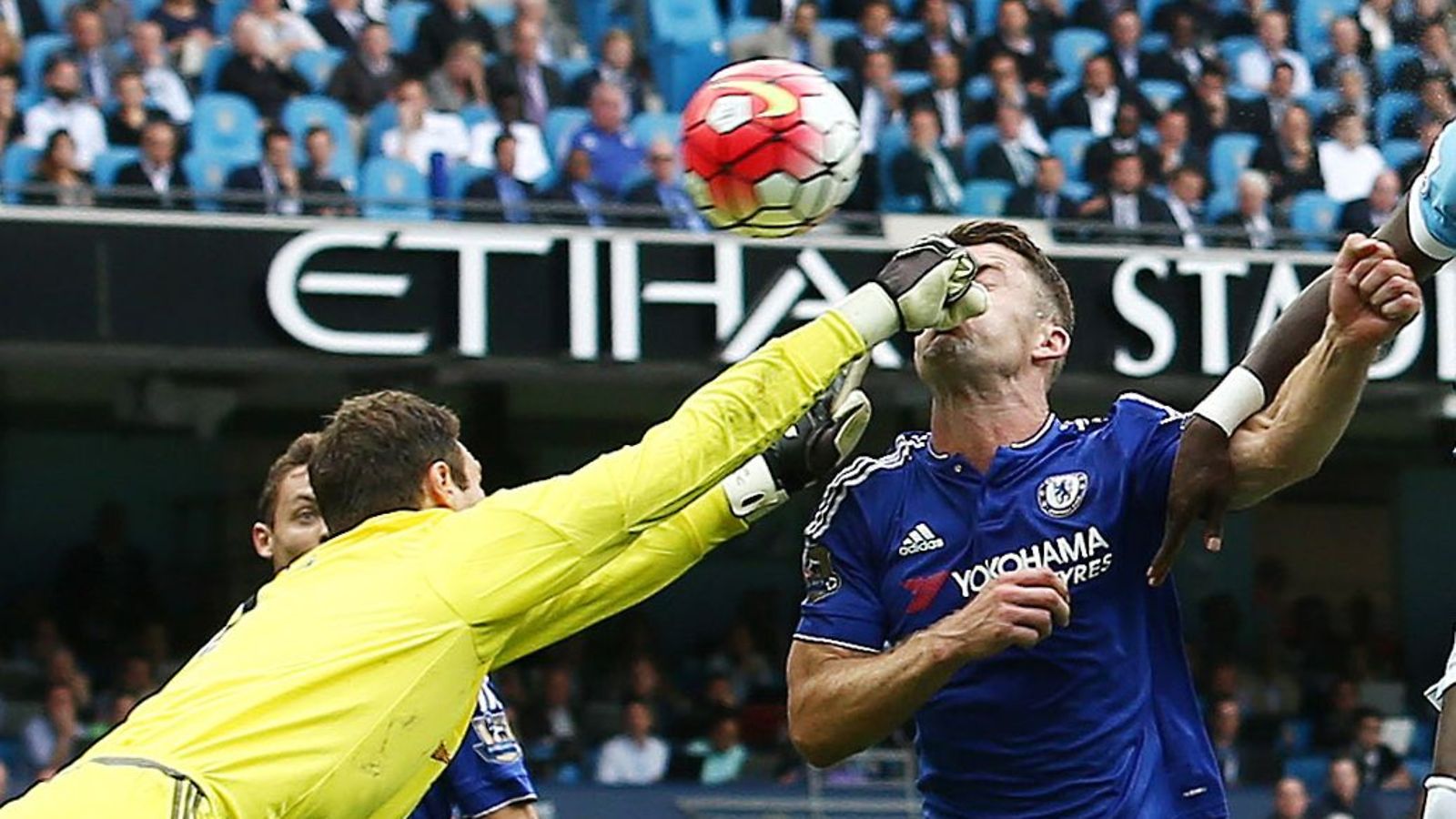 Asmir Begovic ja Gary Cahill 2015