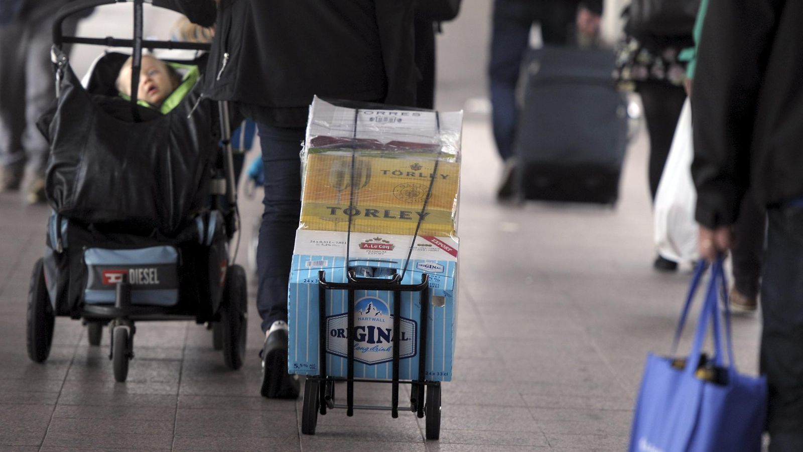 Länsisatama laivamatkustaja risteily tallinnan-matka