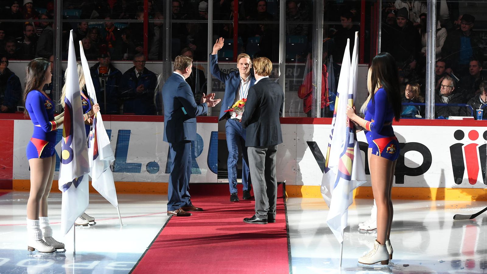 Olli Juolevi, Jari Kurri, Hjallis Harkimo, 2016, U20, jokerit (4)