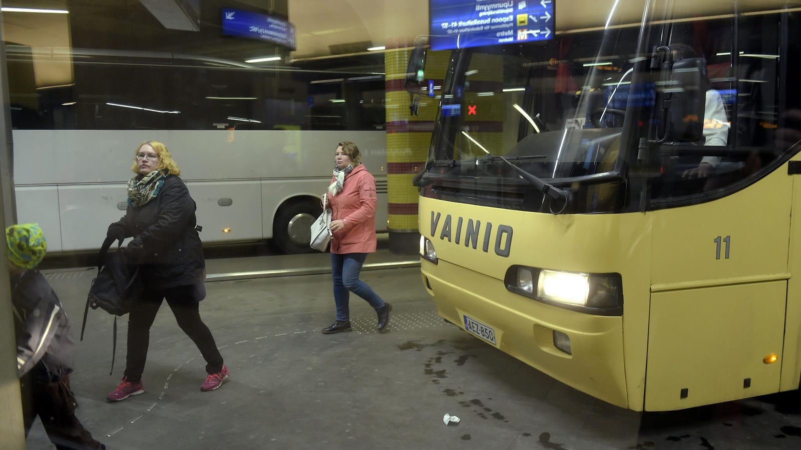 Bussi automaatti