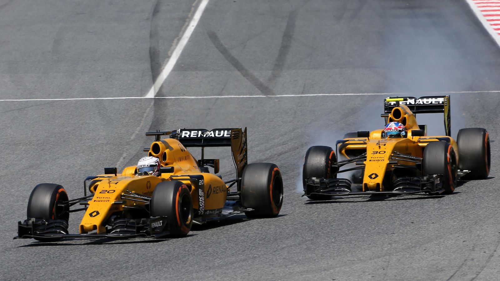 Jolyon Palmer ja Kevin Magnussen