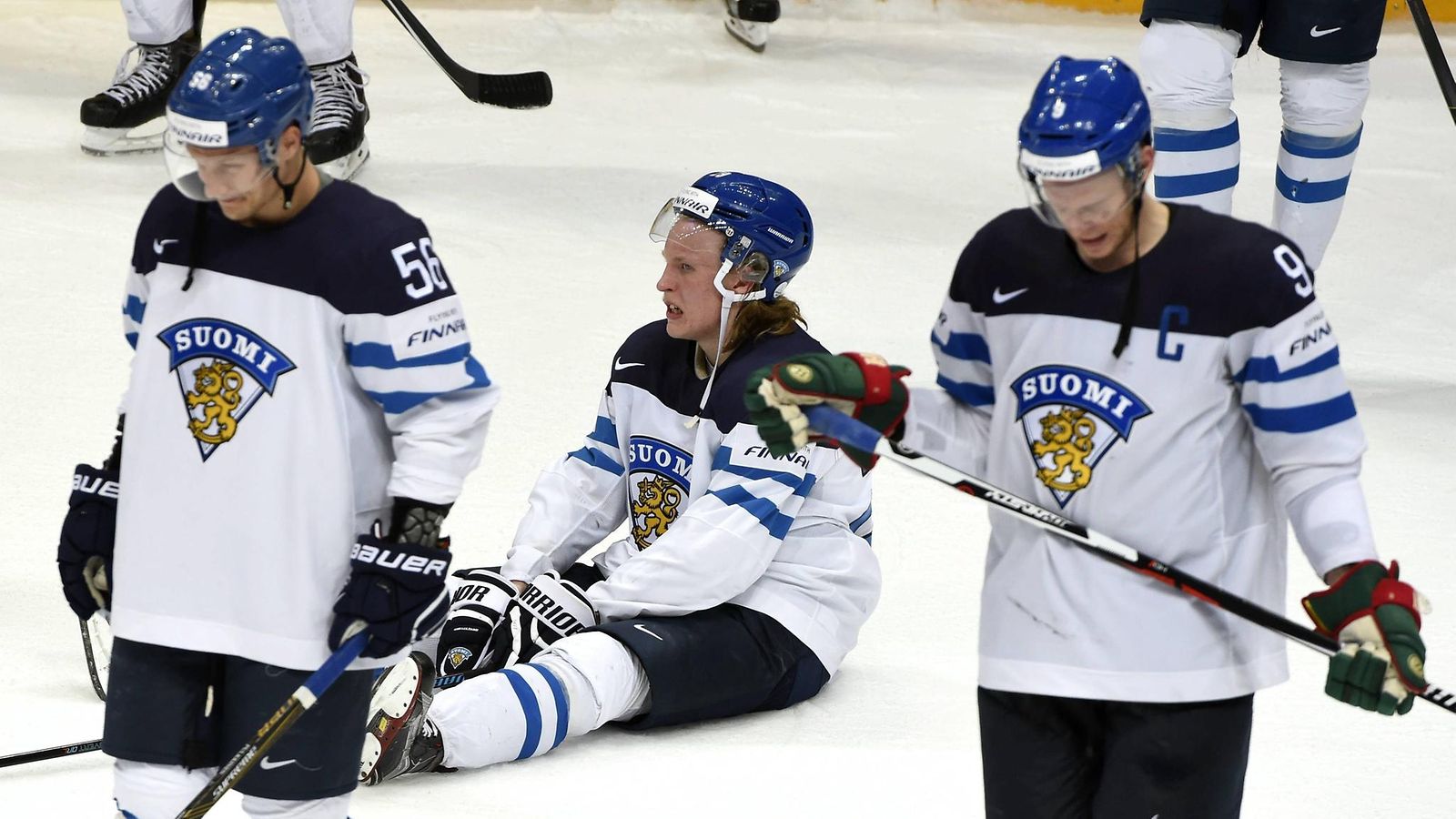 Teemu Pulkkinen (L), Patrik Laine ja Mikko Koivu