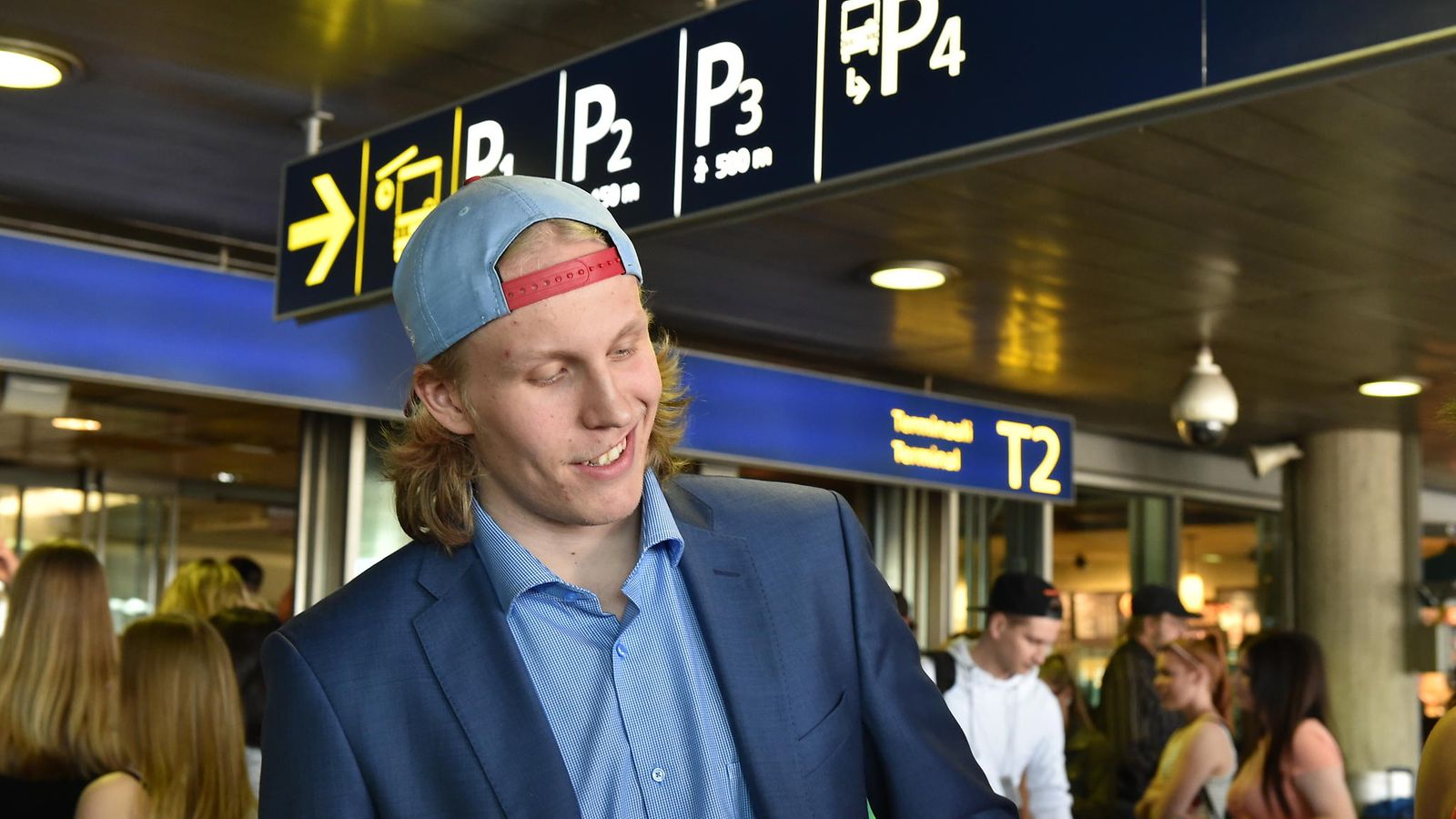 Patrik Laine (18)