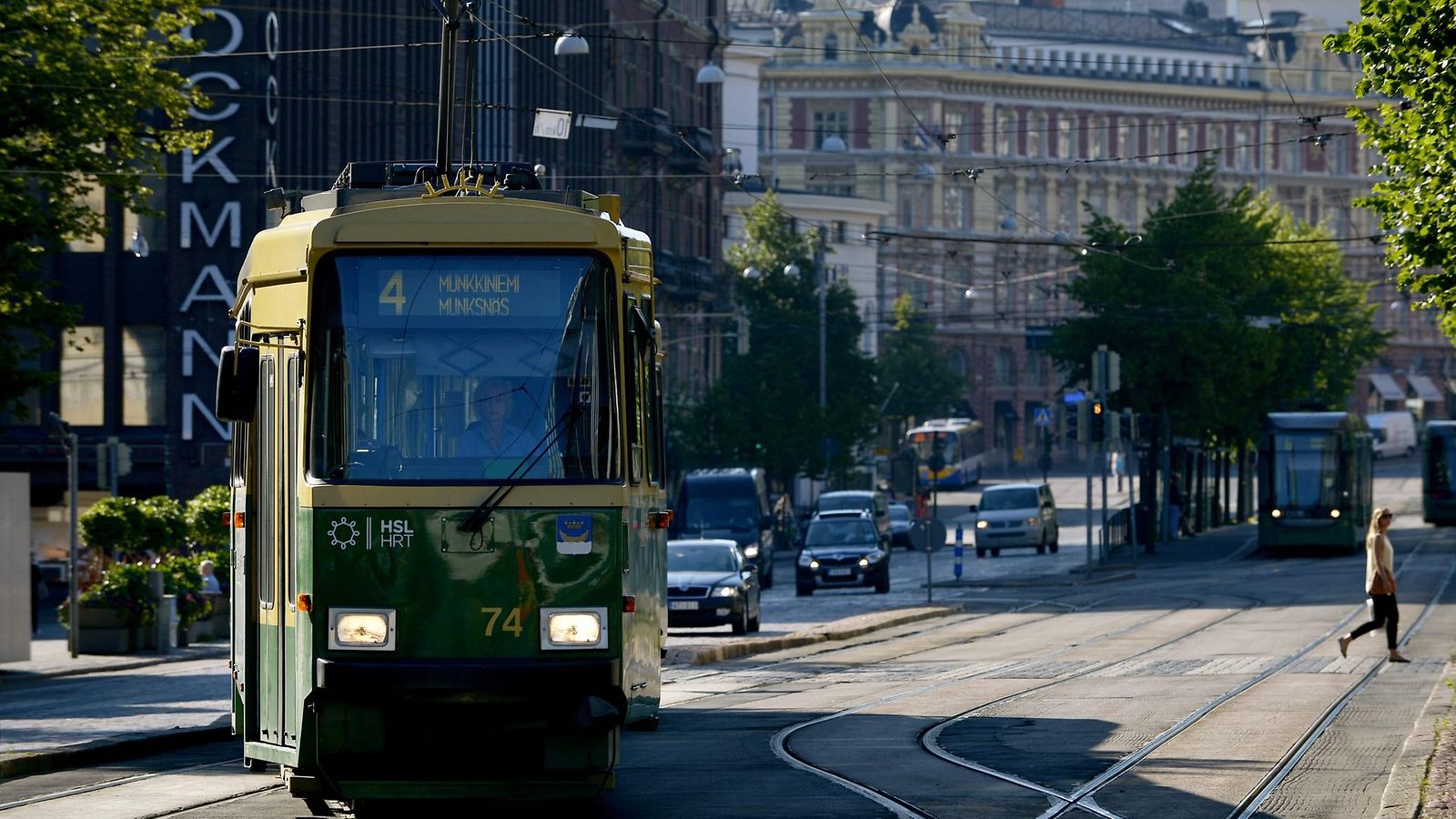 Raitiovaunu nelonen nelosratikka ratikka