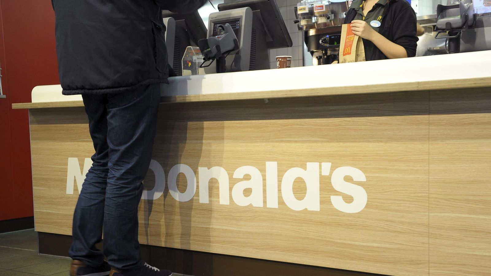 McDonald's suomi helsinki pikaruoka mäkkäri hampurilainen