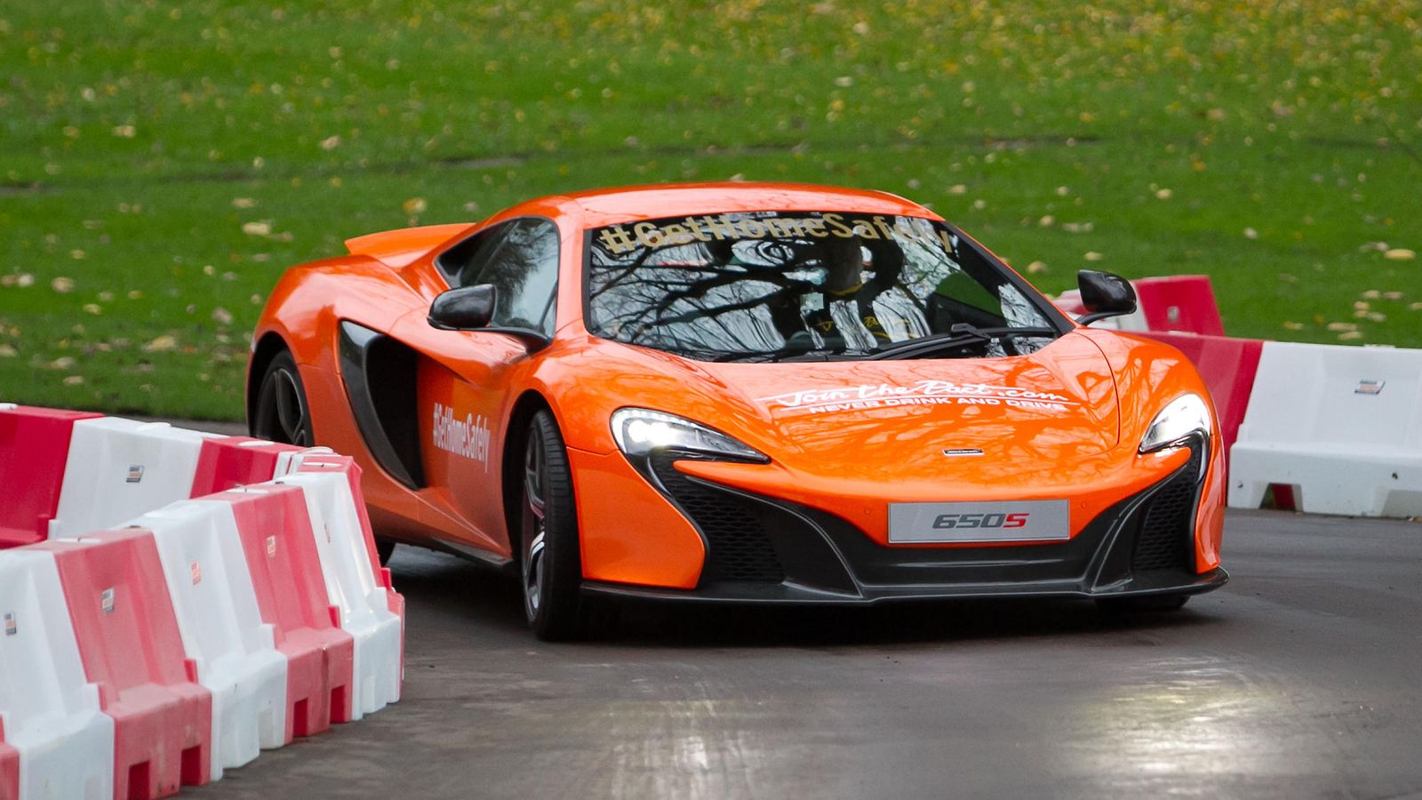 McLarenin katuauto 2014