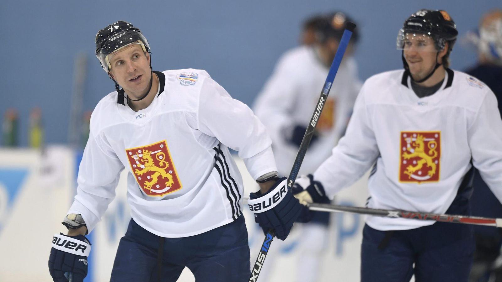 Leo Komarov