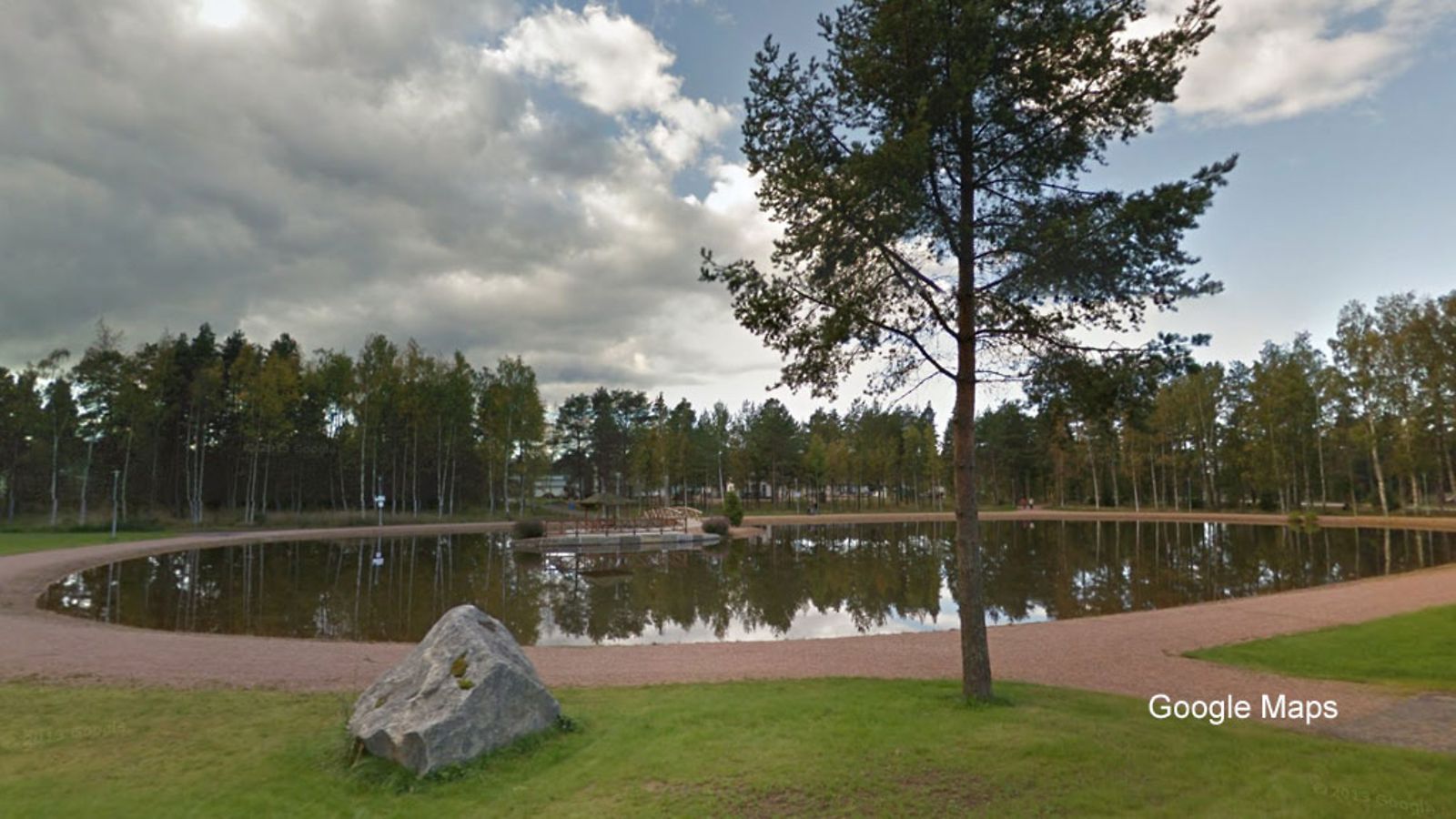 Pikiruukin lampi Kokkolassa.