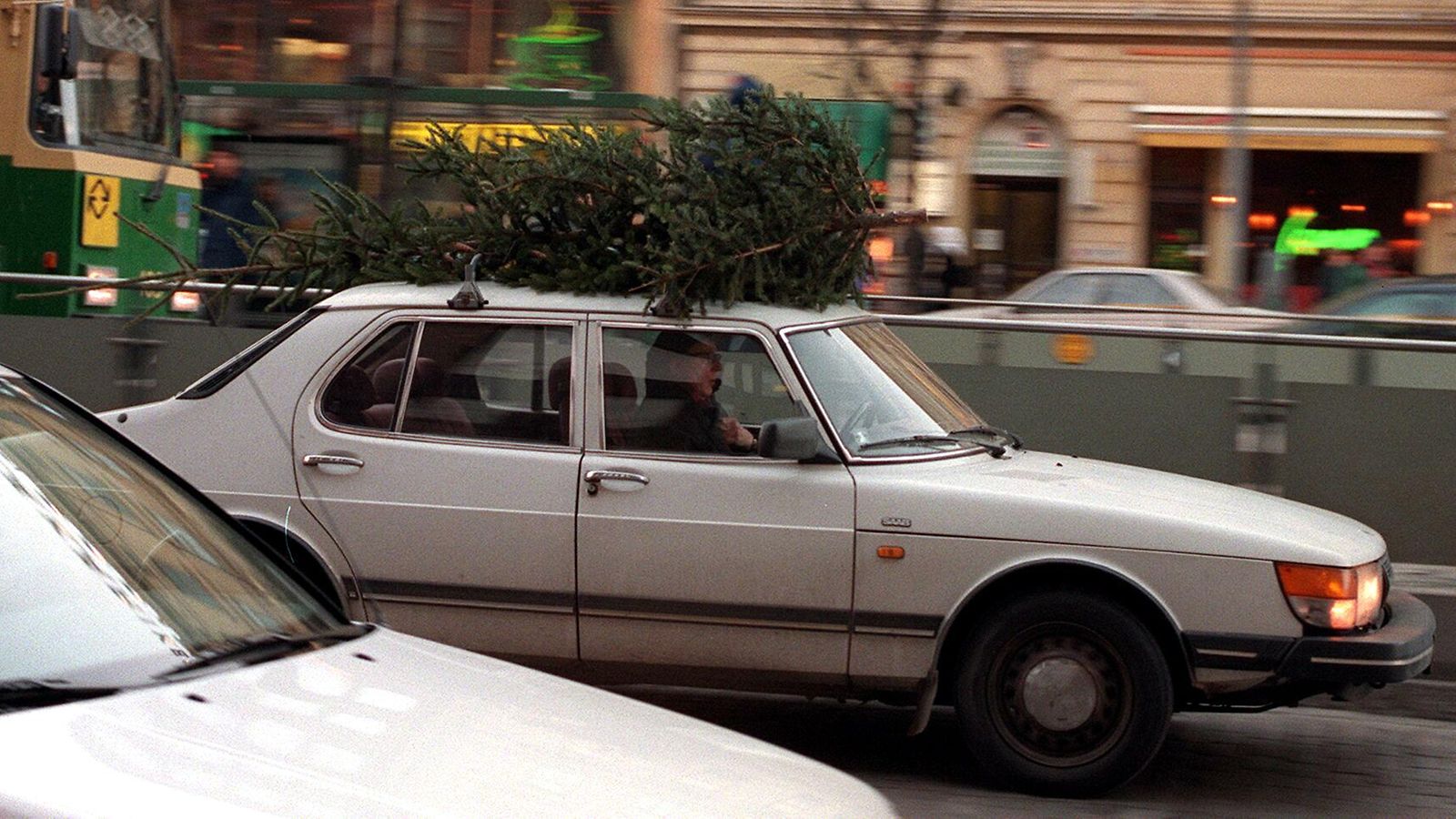 joulukuusi auto