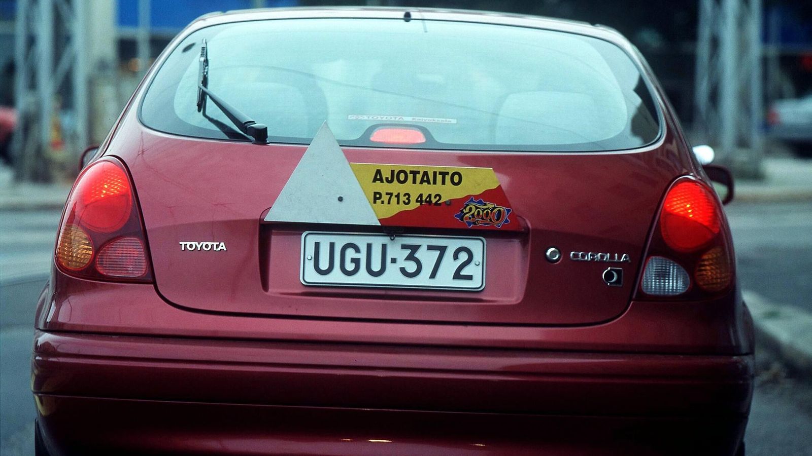 153922