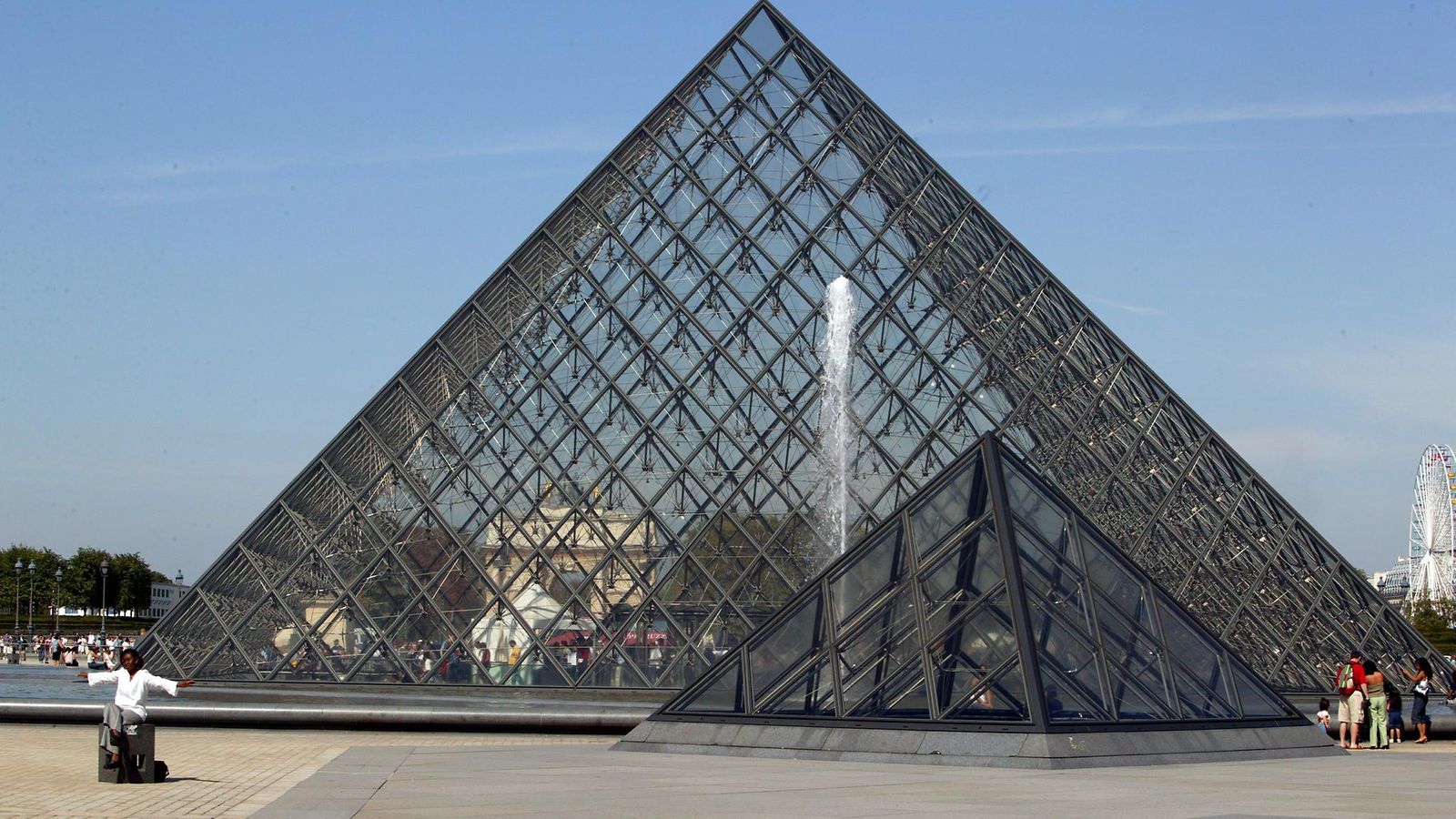 Louvre 2