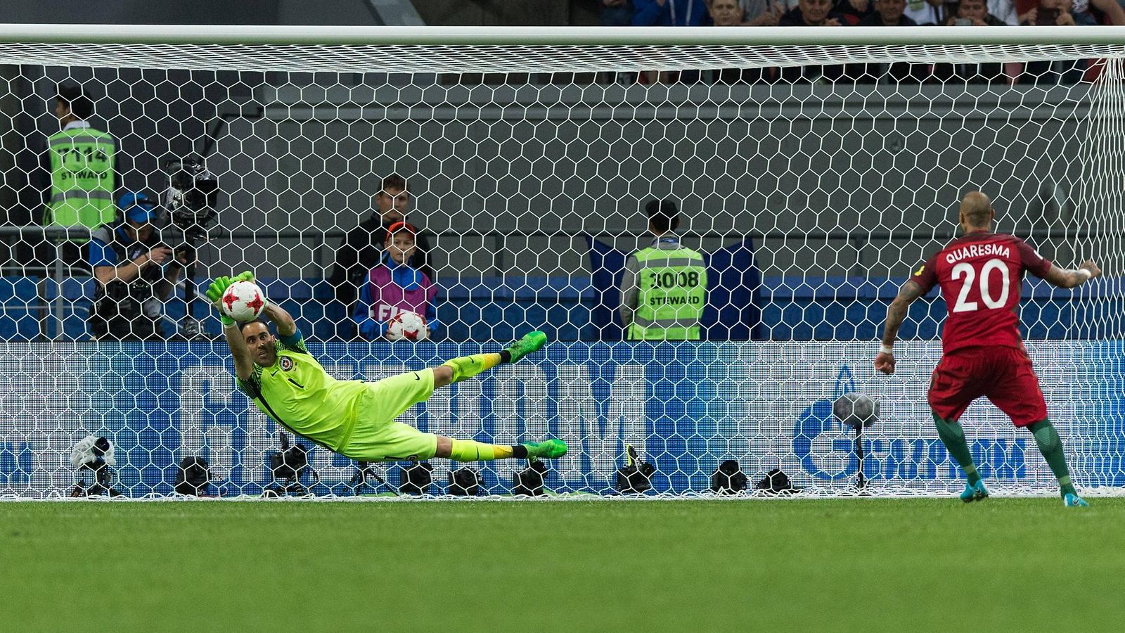 Claudio Bravo