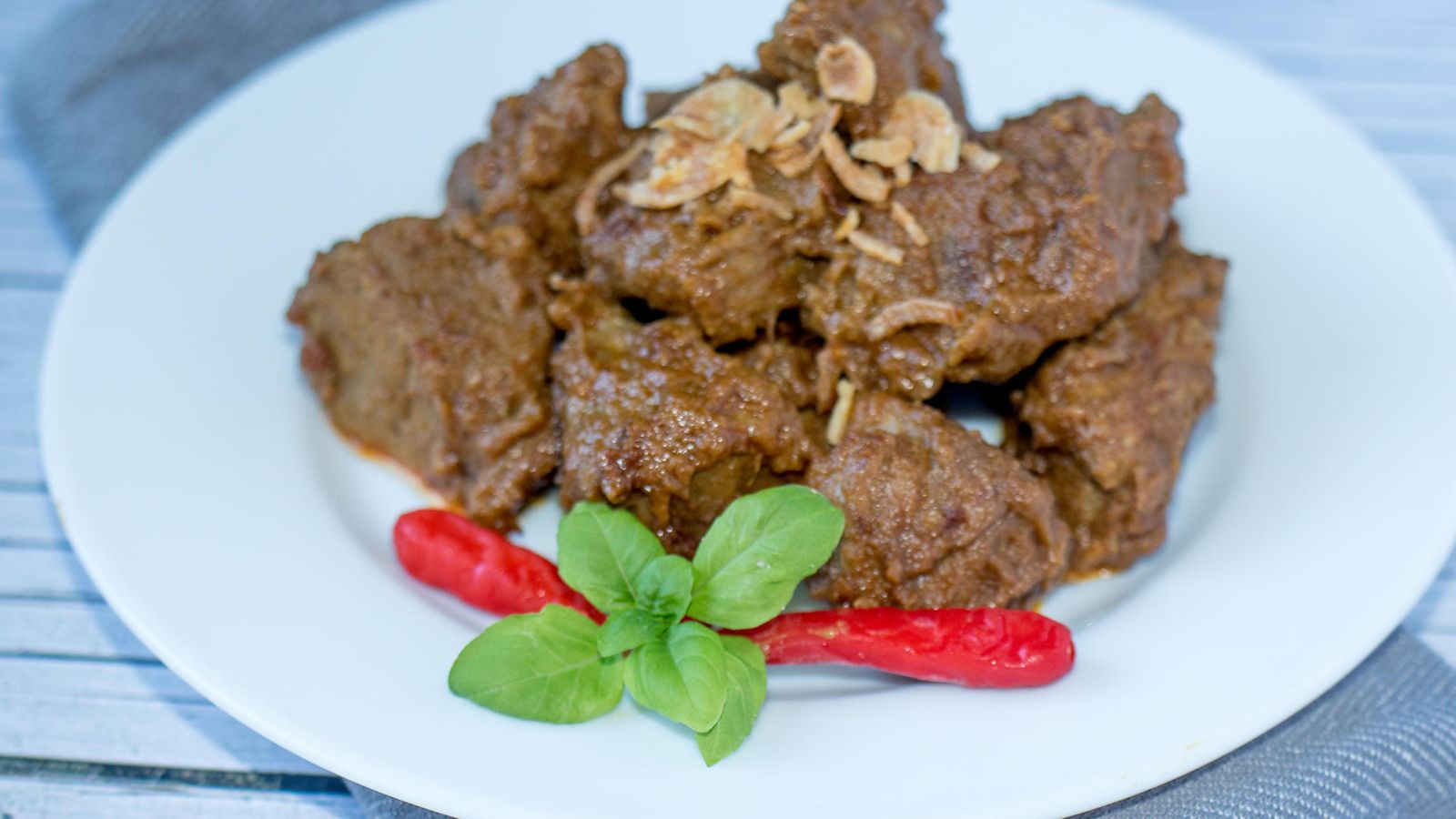 Rendang indonesialainen ruoka