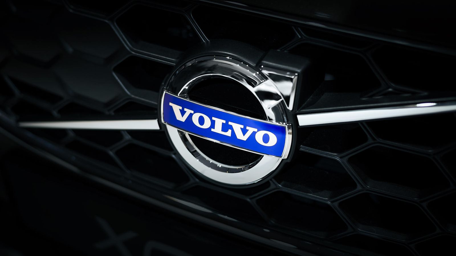 volvo logo