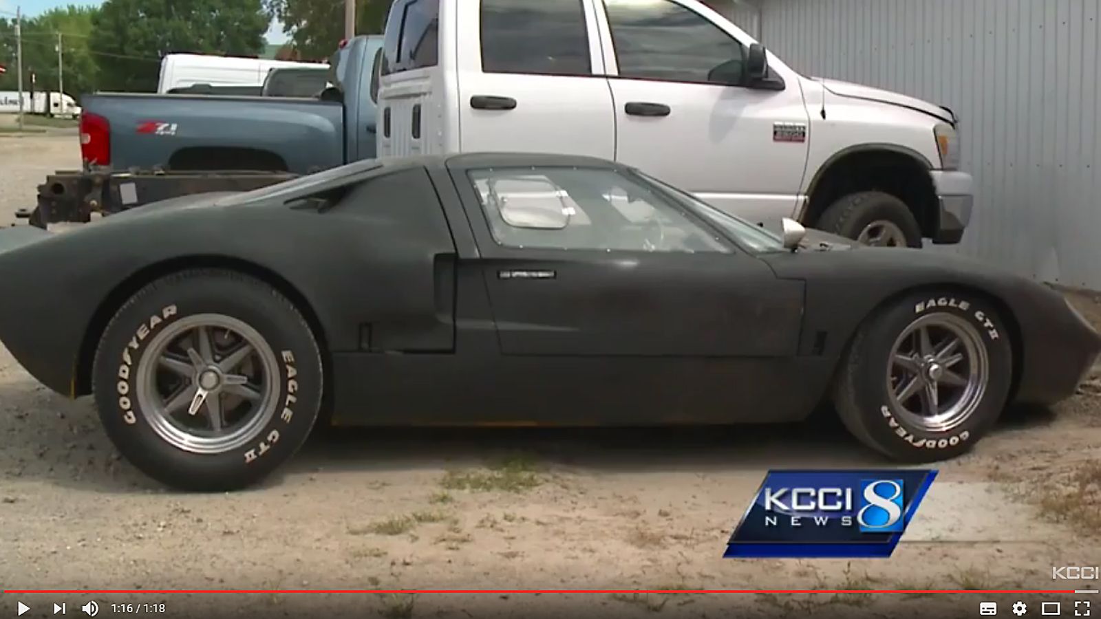 Huonosti maalattu Ford GT40