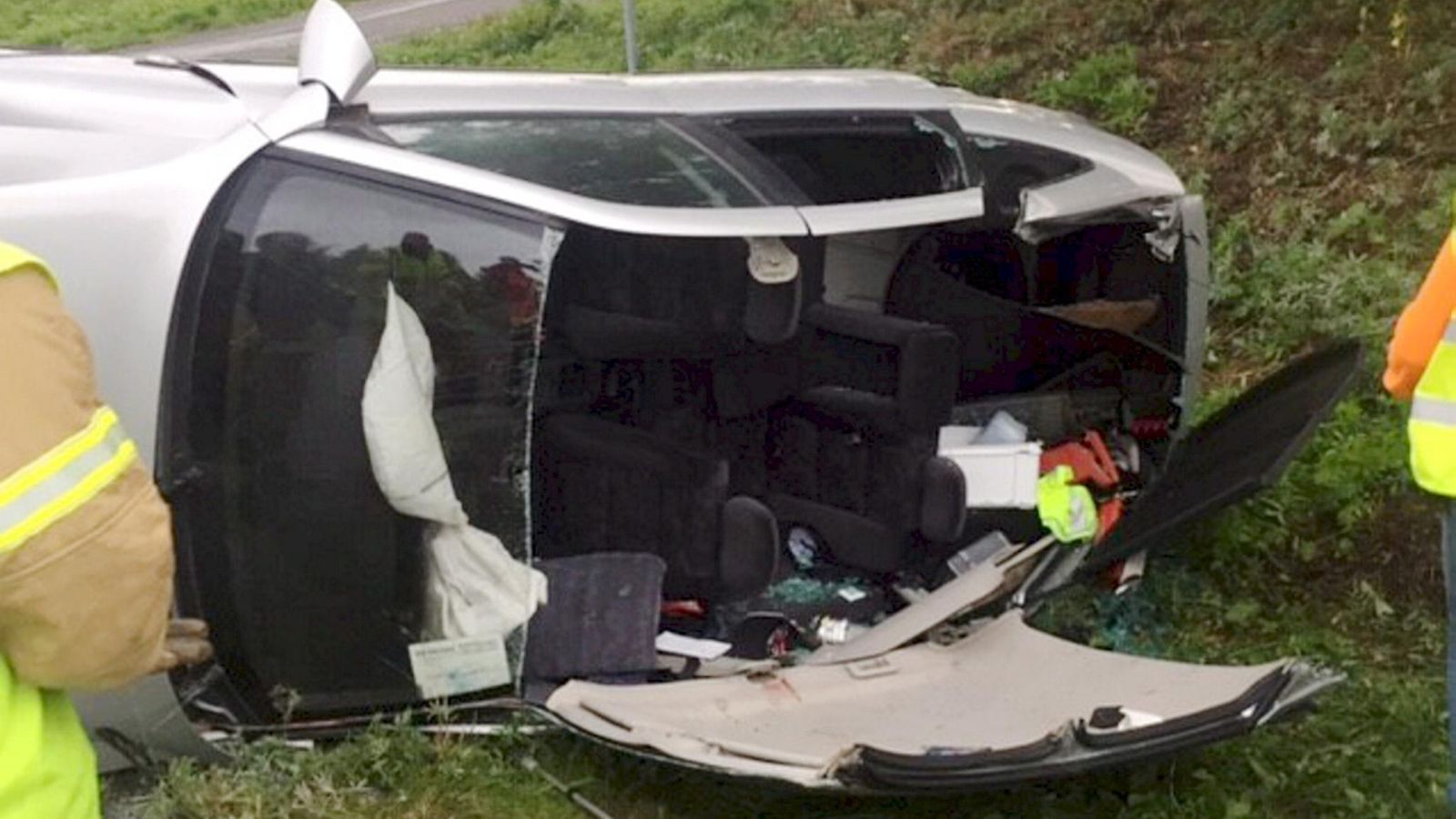 Auto ajoi sillan kaiteen läpi imatralla